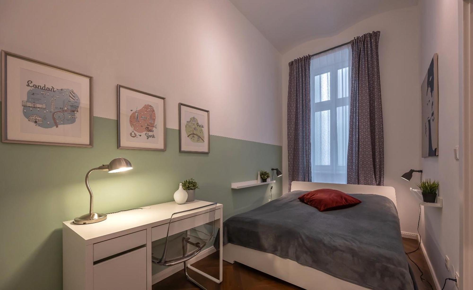 Stylish City Center Apartment Вена Экстерьер фото